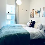 2X Bedroom Luxury Apartment With Amazing Views!