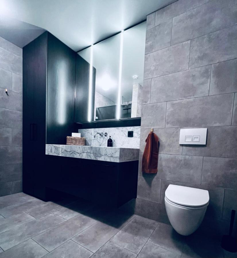 Apartment 2x Bedroom Luxury With Amazing Views! *